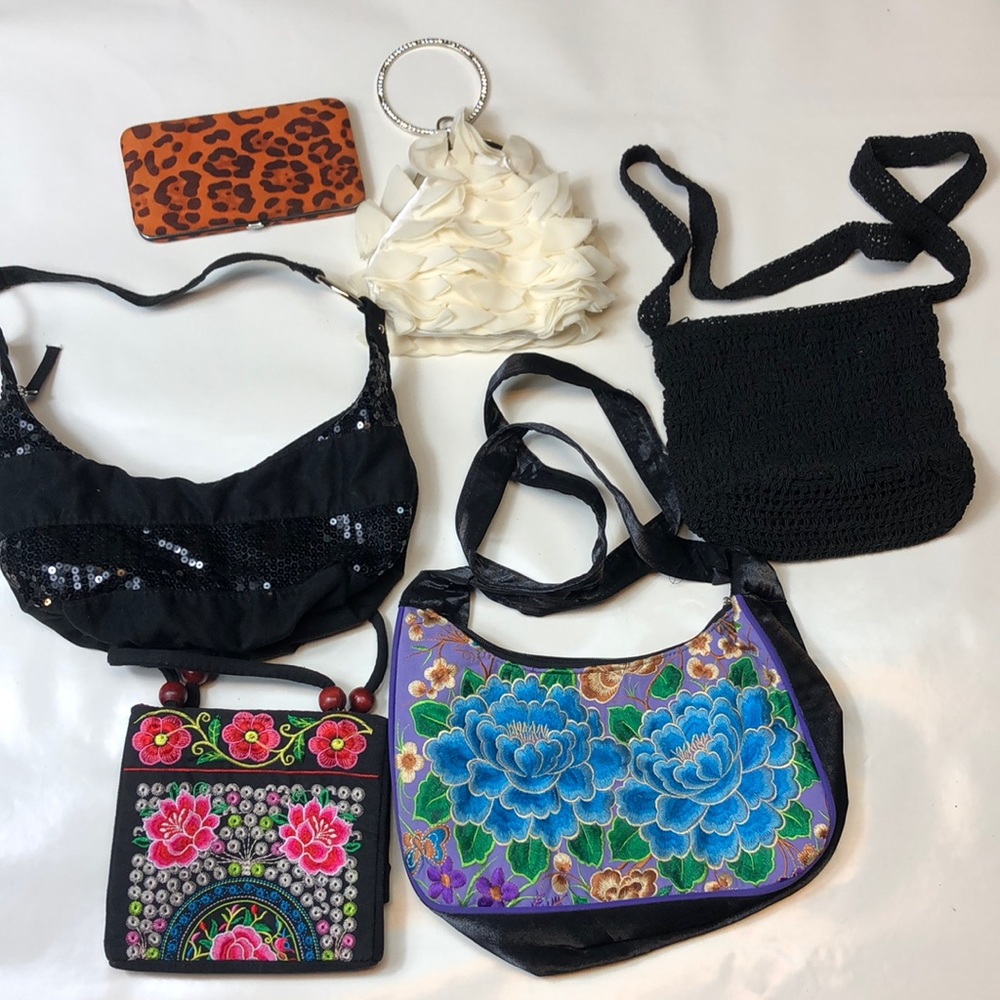 Embroidered Purse Rhinestone animal print Clutch Bundle